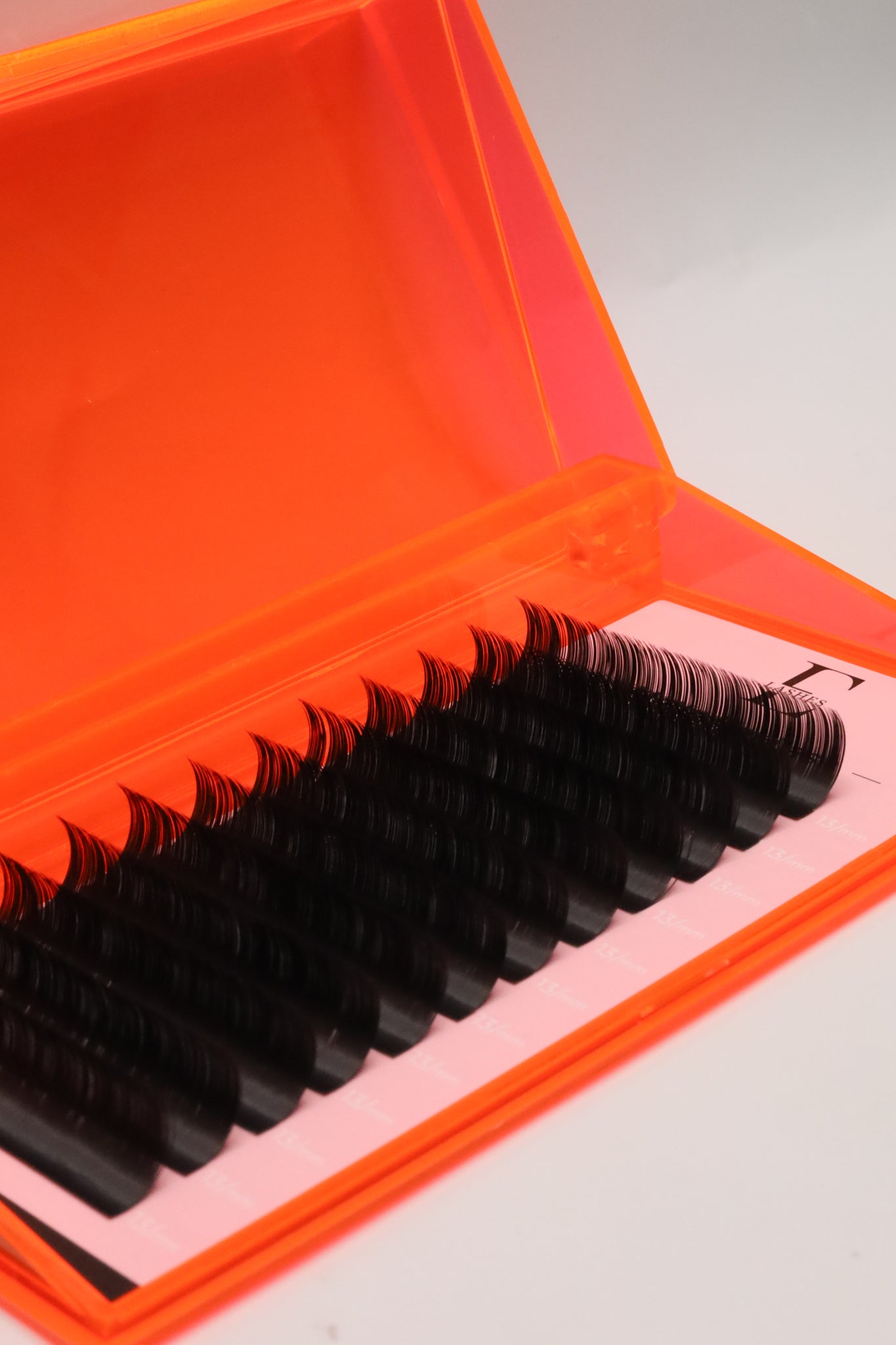 Matte Flat - BLACK ILLUSION LASHES C